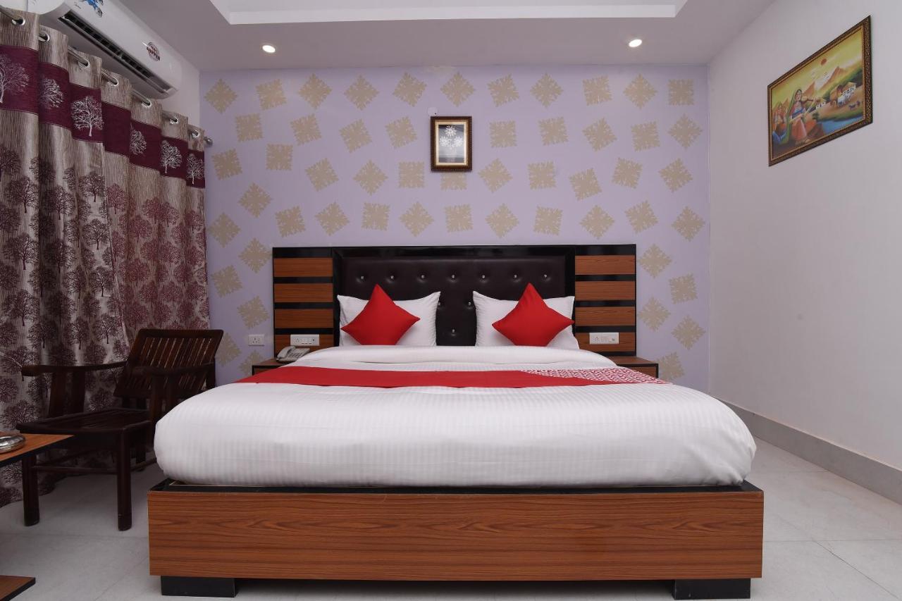 Capital O 13310 Noida Suites المظهر الخارجي الصورة