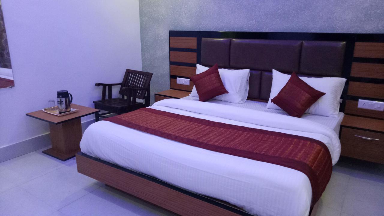 Capital O 13310 Noida Suites المظهر الخارجي الصورة