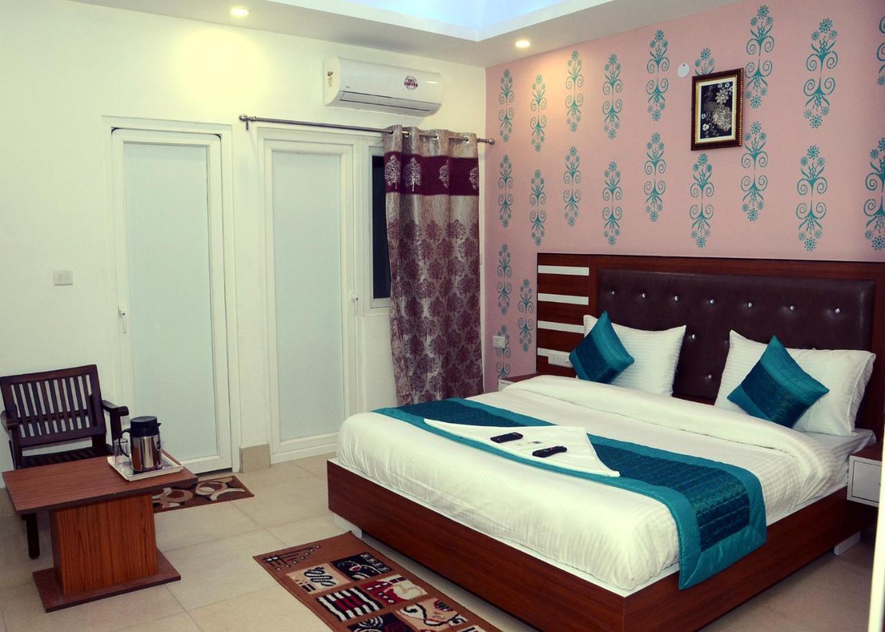 Capital O 13310 Noida Suites المظهر الخارجي الصورة